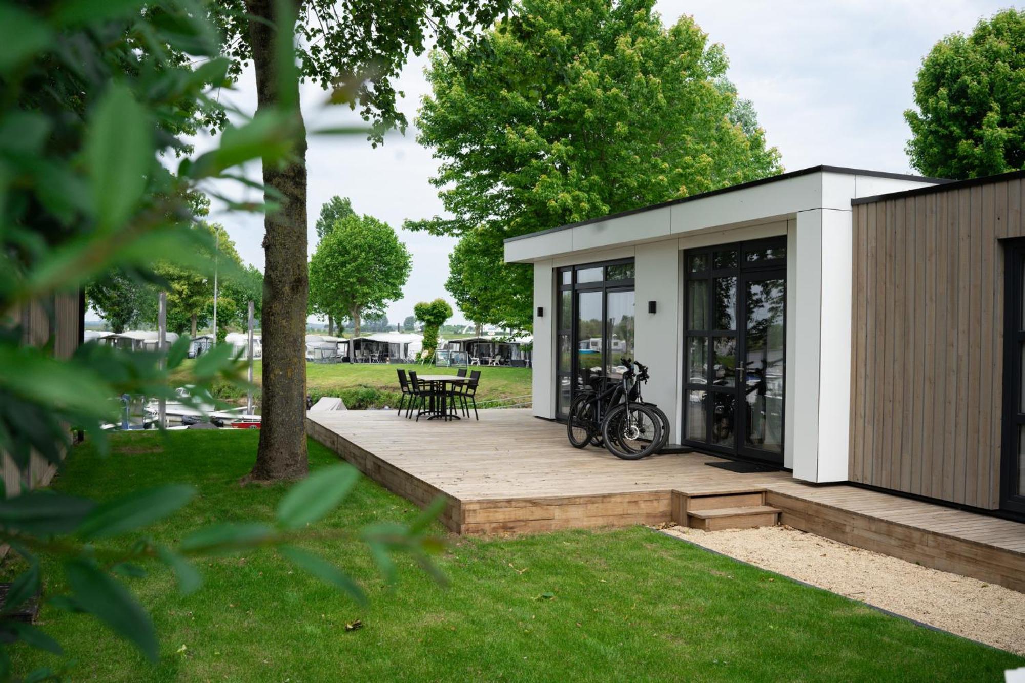 Marinapark Bad Nederrijn Hotel Maurik Exterior foto