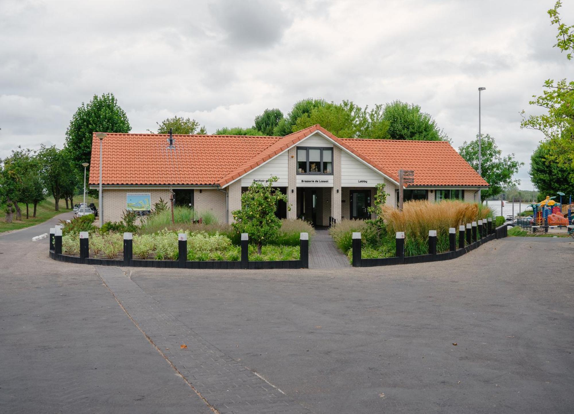 Marinapark Bad Nederrijn Hotel Maurik Exterior foto